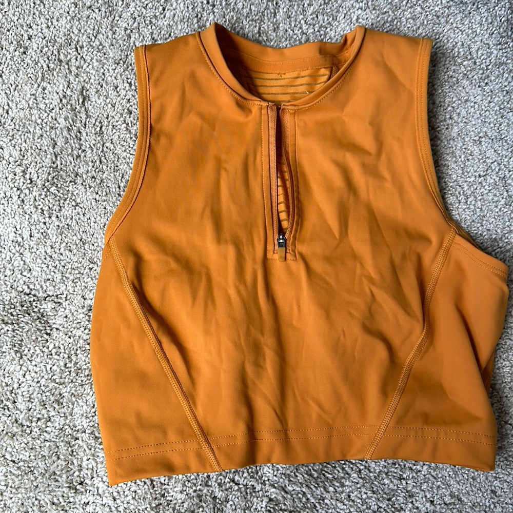 Nike sports top